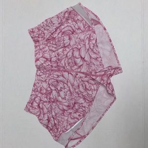 Lululemon Shorts - Size 6 Regular